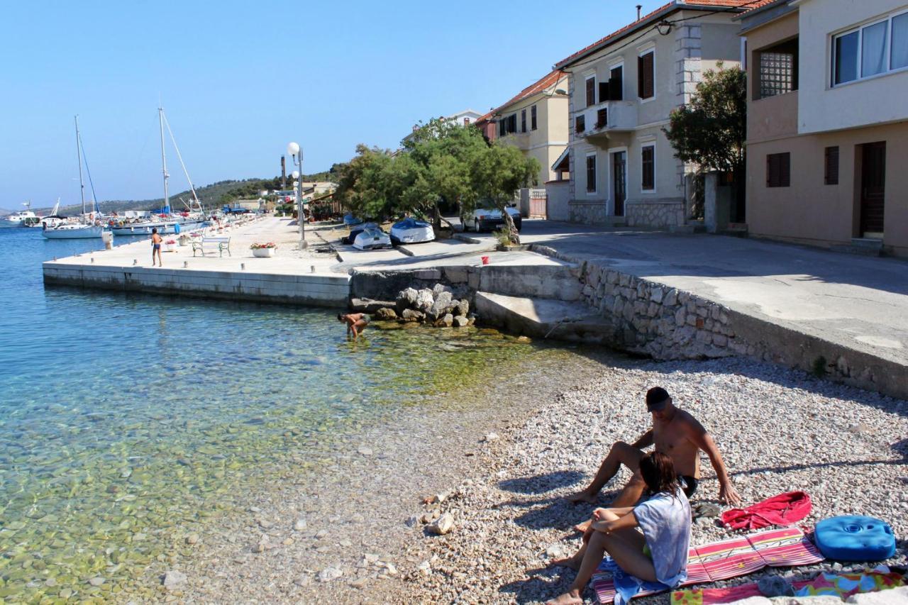 Apartments With A Parking Space Sali, Dugi Otok - 8136 Ngoại thất bức ảnh