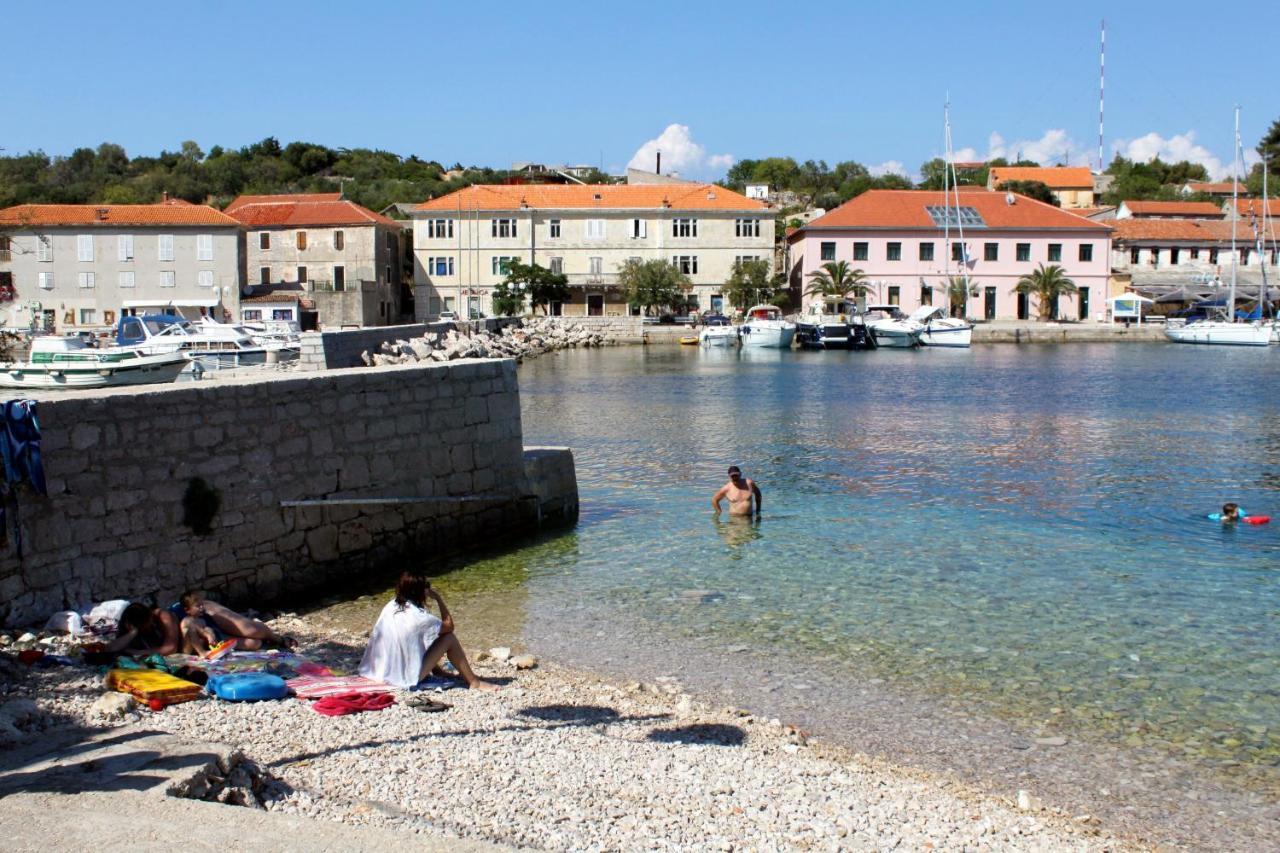 Apartments With A Parking Space Sali, Dugi Otok - 8136 Ngoại thất bức ảnh