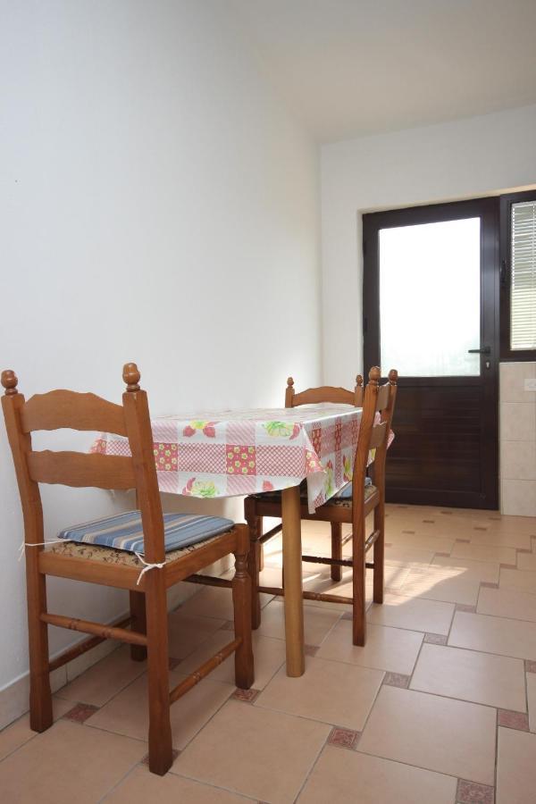 Apartments With A Parking Space Sali, Dugi Otok - 8136 Ngoại thất bức ảnh